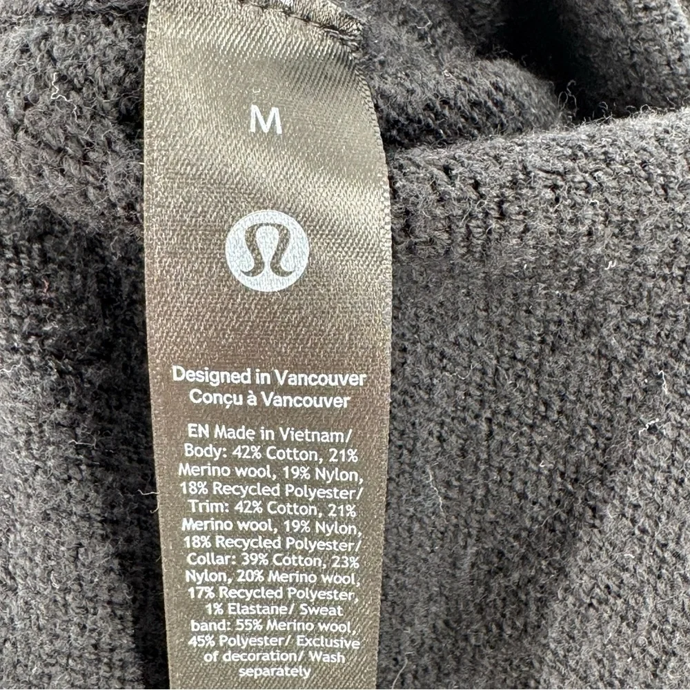 Lululemon Men’s Black Cotton Wool Blend Textured Knit Crewneck Sweater Size M